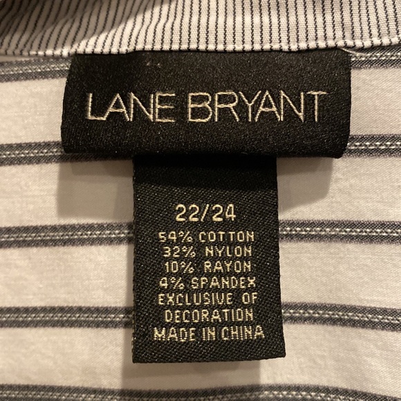 Lane Bryant Grey and fine blue striped button up women’s dress shirt, size 22/24 - Picture 4 of 4